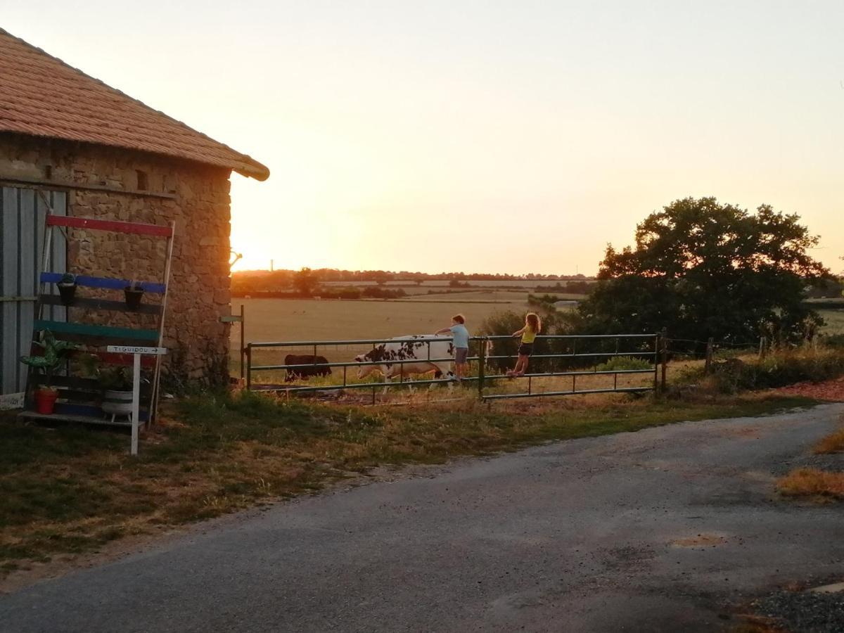 Gite Le Tiguidou La Verrie Exteriör bild